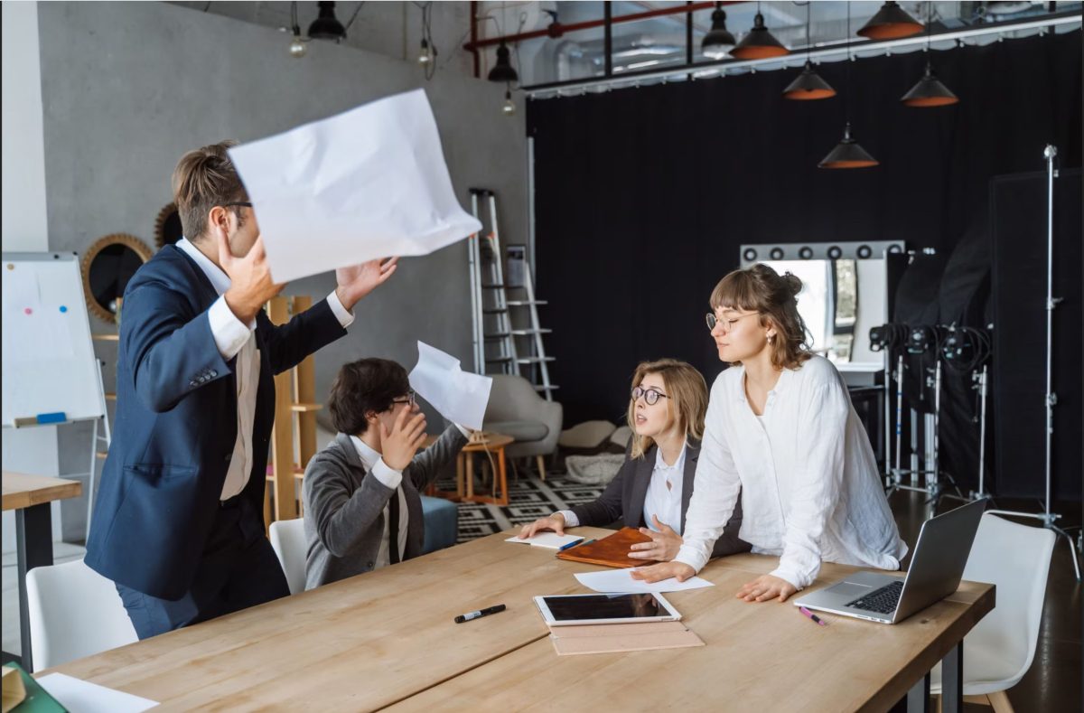 Breaking Through Barriers Successfully: How Teams Progress from Level 0 to Level 3 of Awareness Development